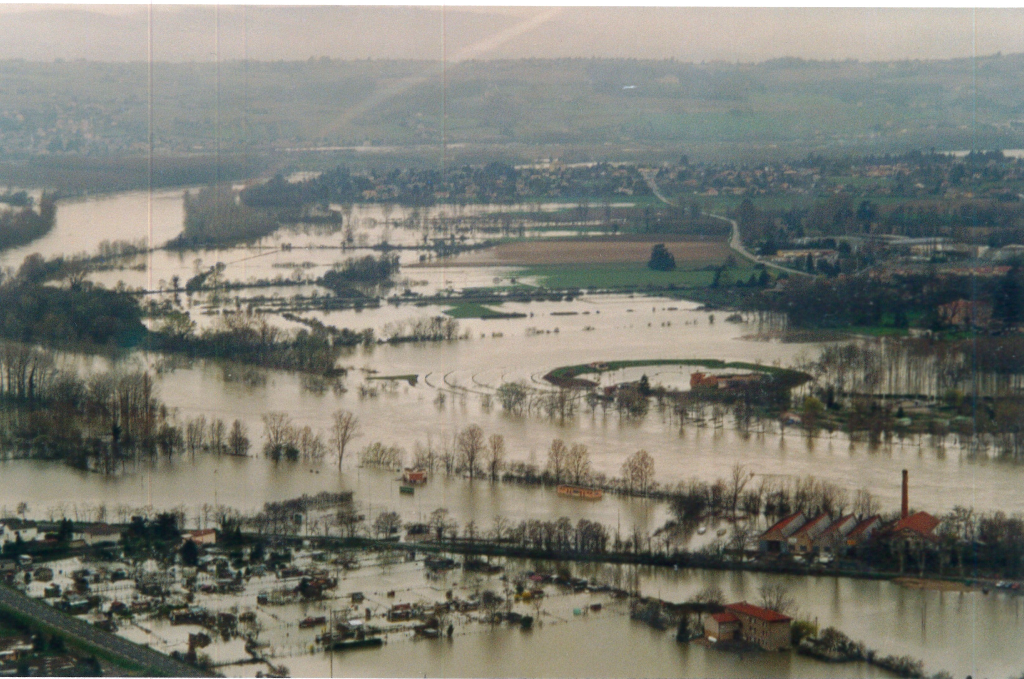 Crue de la Saône en 2001 à Trévoux