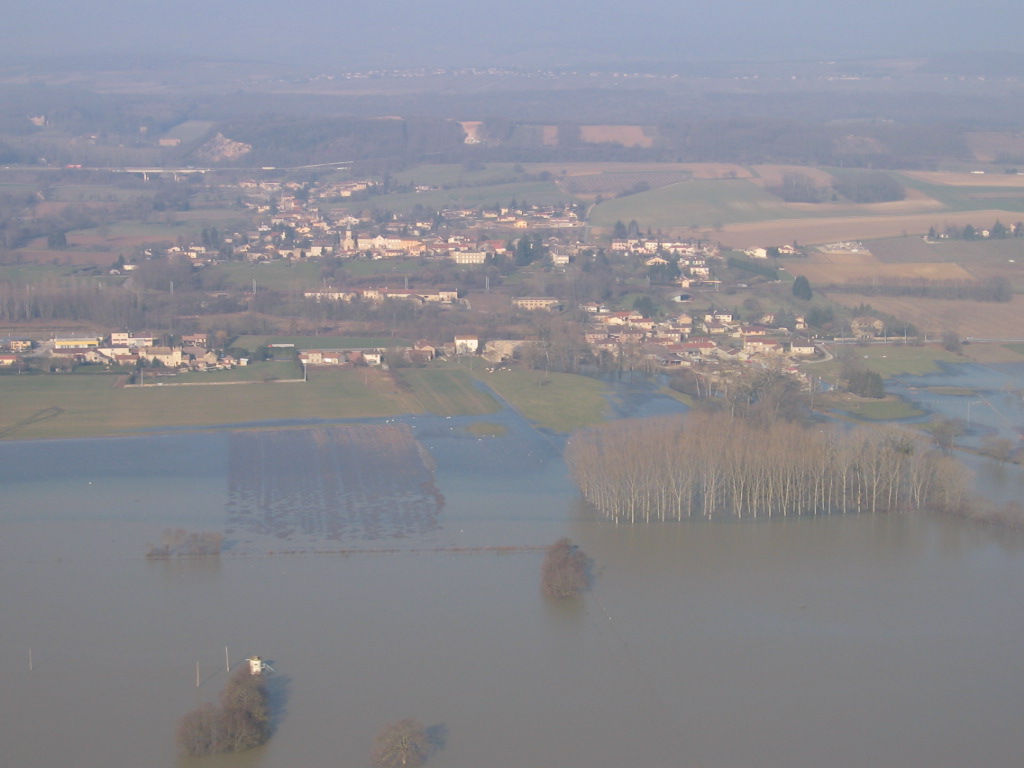 Crue de la Saône en 2006 à Senozan