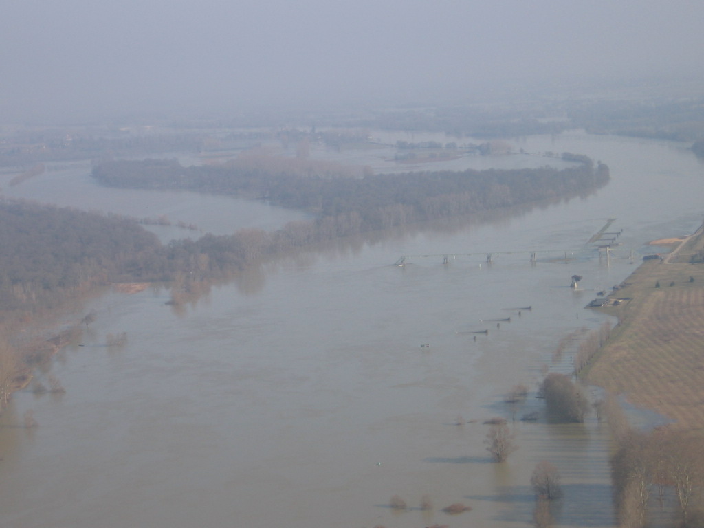 Crue de la Saône en 2006 à Ormes