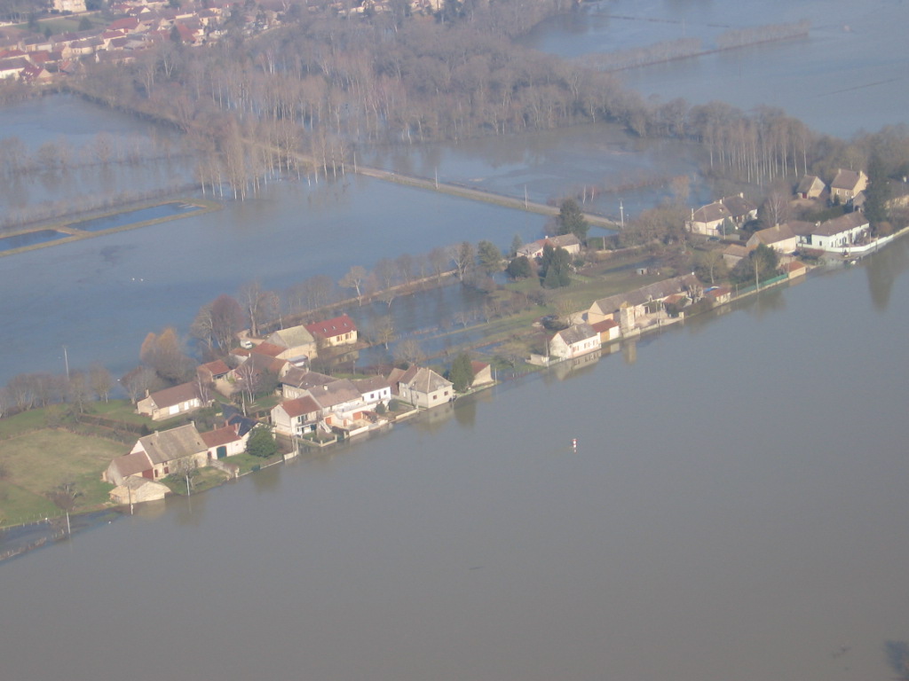 Crue de la Saône en 2006 à Gigny-sur-Saône