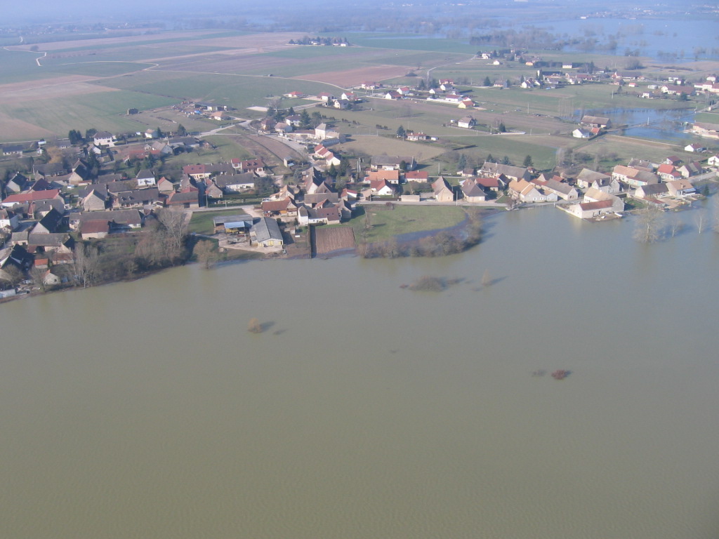 Crue de la Saône en 2006 à Marnay