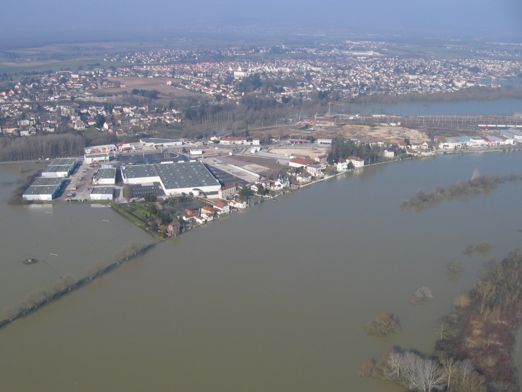 Crue de la Saône en 2006 à Saint-Rémy