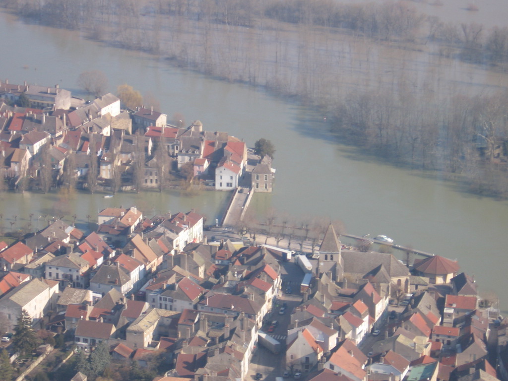 Crue du Doubs en 2006 à Verdun-sur-le-Doubs