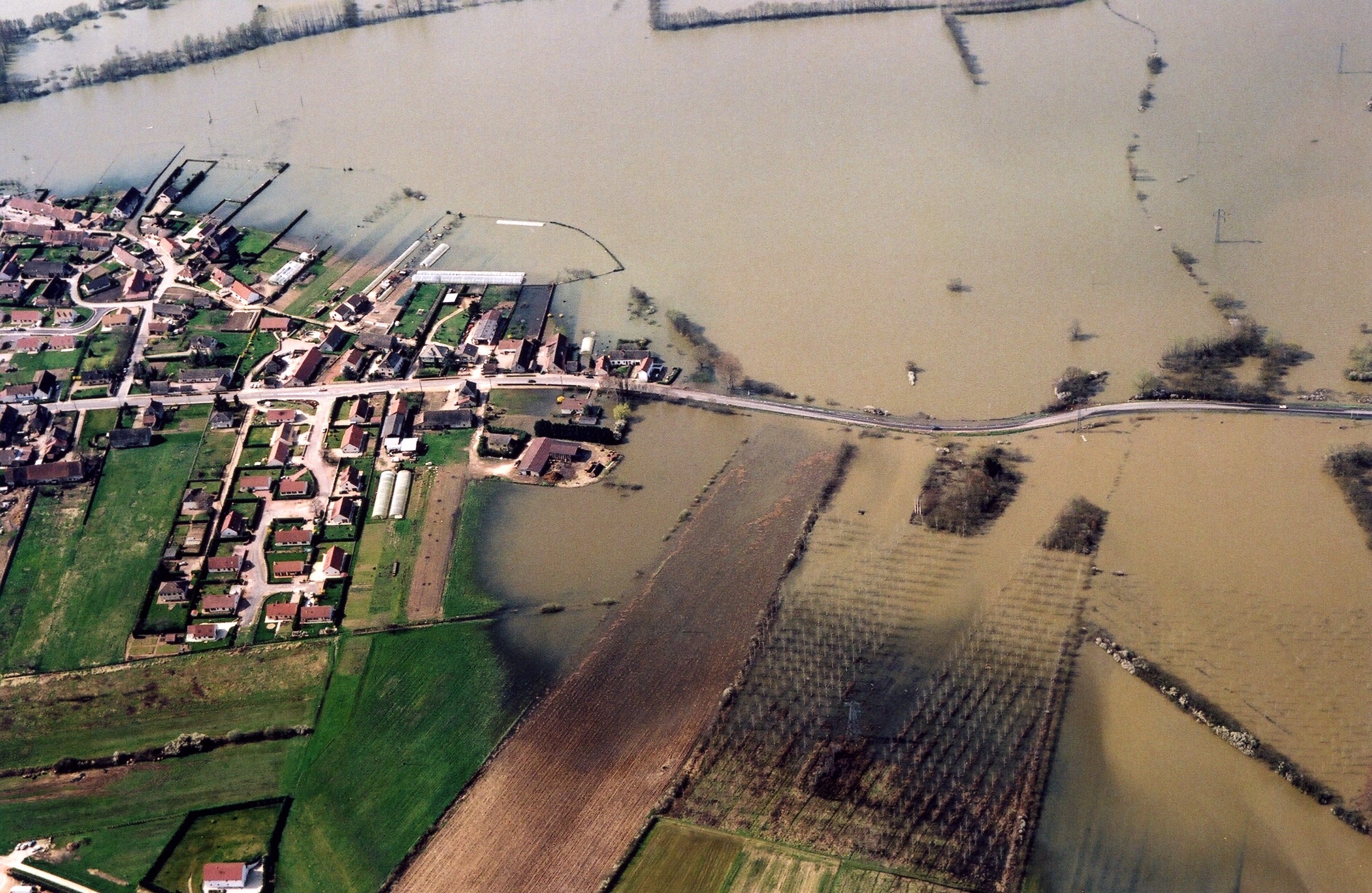 Crue de la Saône en 2001 à Epervans