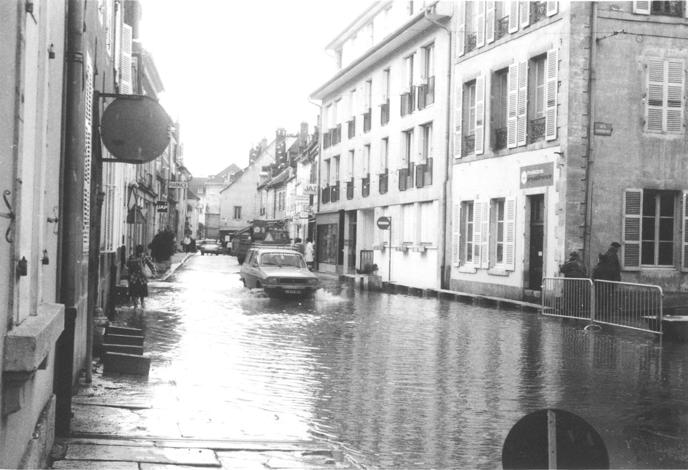Crue de la Saône en 1982 à Auxonne