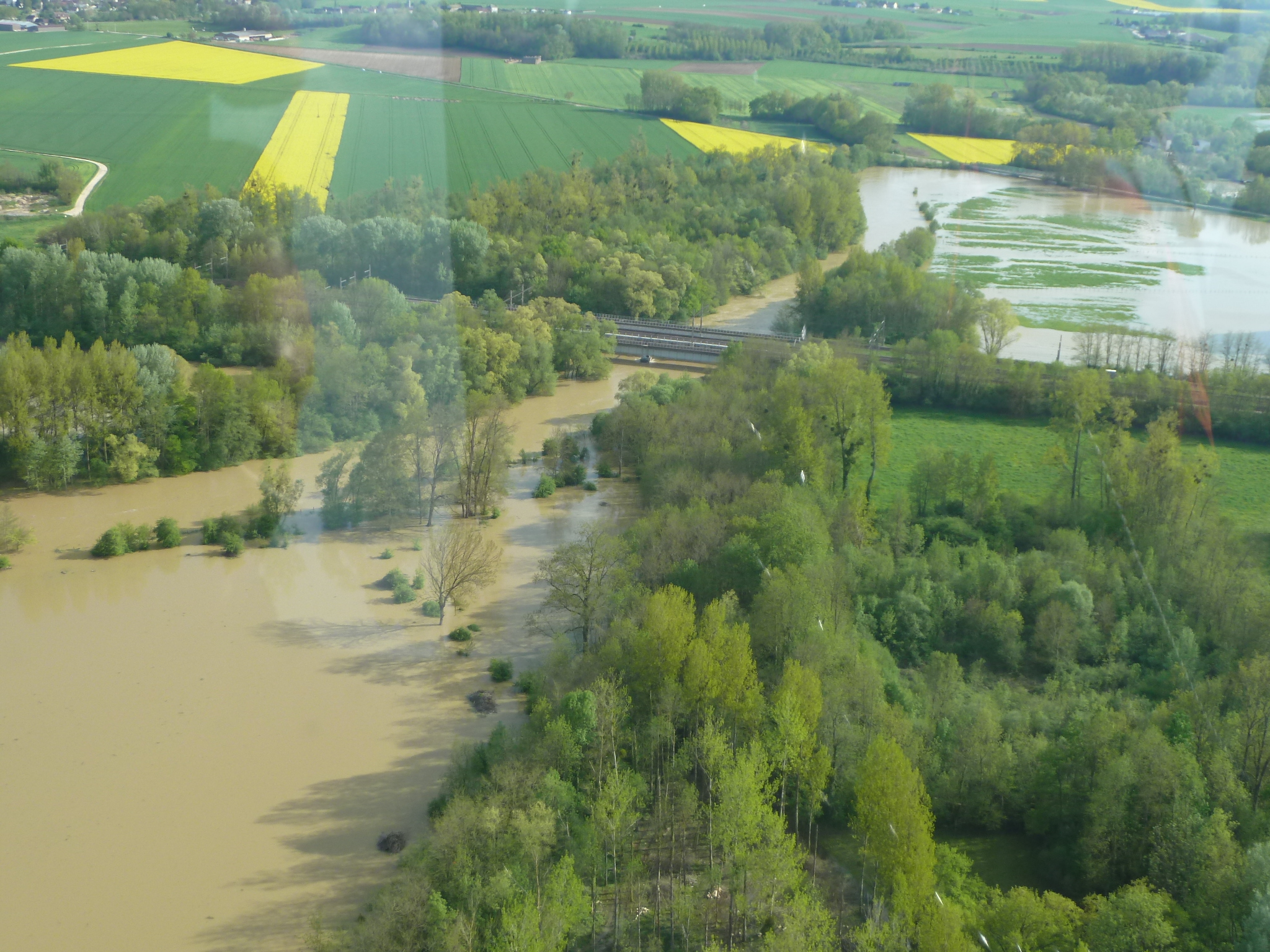 Crue de l'Armançon, en mai 2013, à Saint Florentin, vers l'ouest, dans l'Yonne