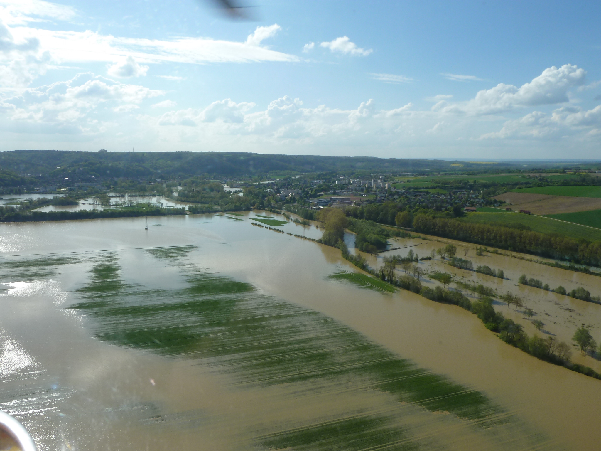 Crue de l'Armançon, en mai 2013, à Tonnerre, en amont, dans l'Yonne